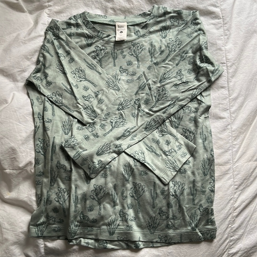 Kate Quinn cactus top